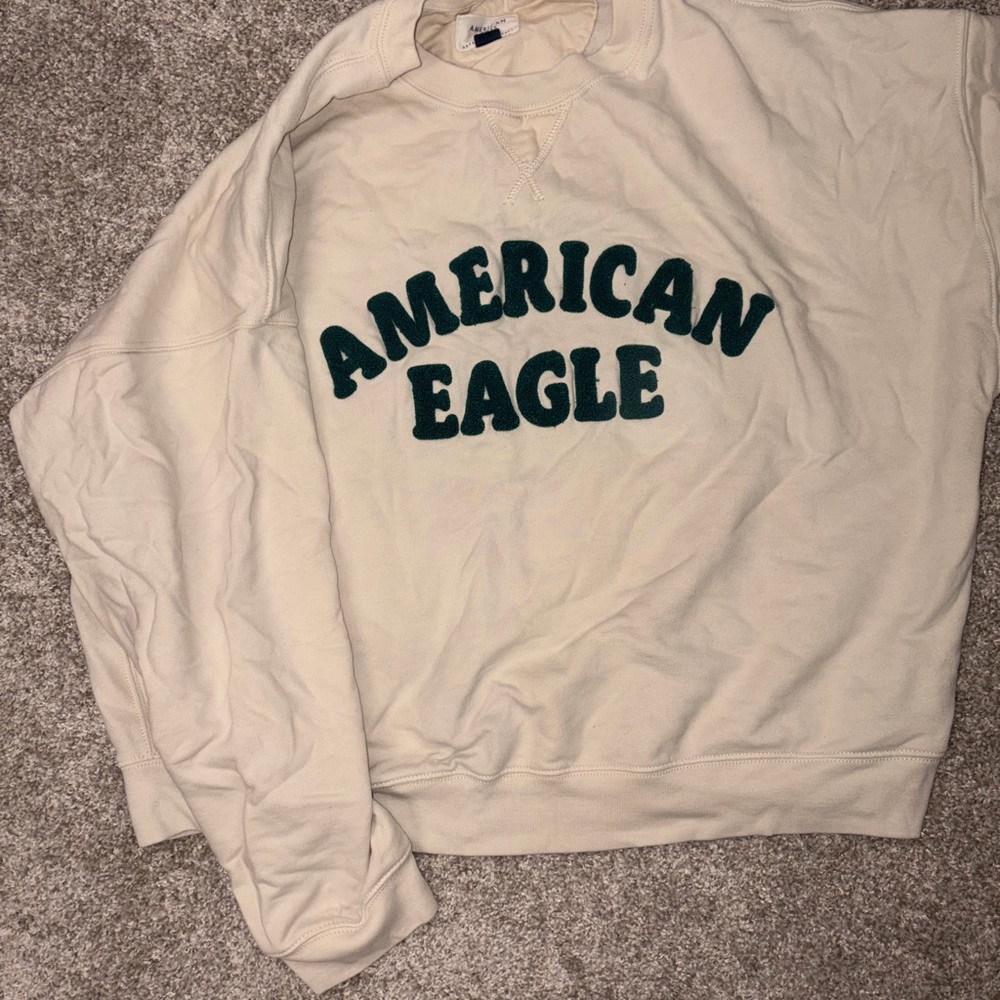 American Eagle Outfitters Cream Crewneck with Dark Green Appliqué